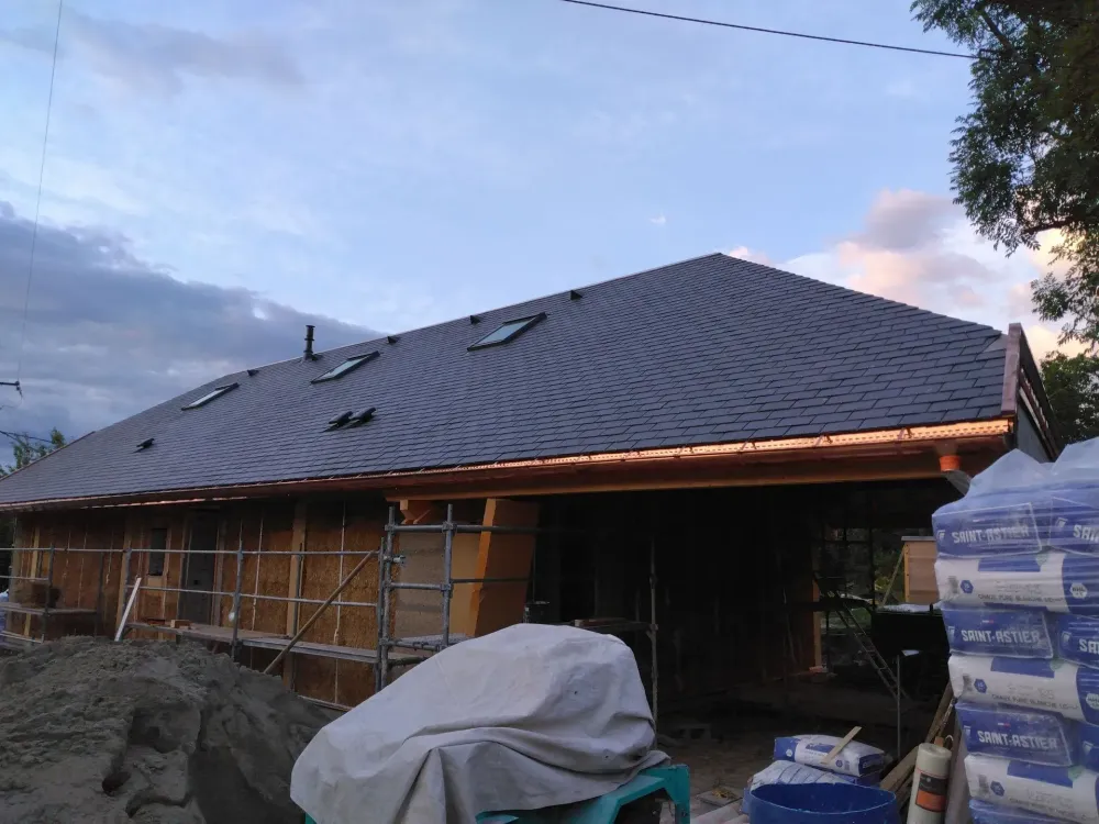 Isolation de toiture par l’extérieur à Le Bourget-du-Lac